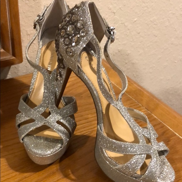 Evening Shoes - Picture 5 of 9